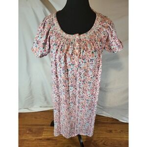 ARIA Collection Ladies Pink Floral Nightgown w/Smocking & Lace Size L‎